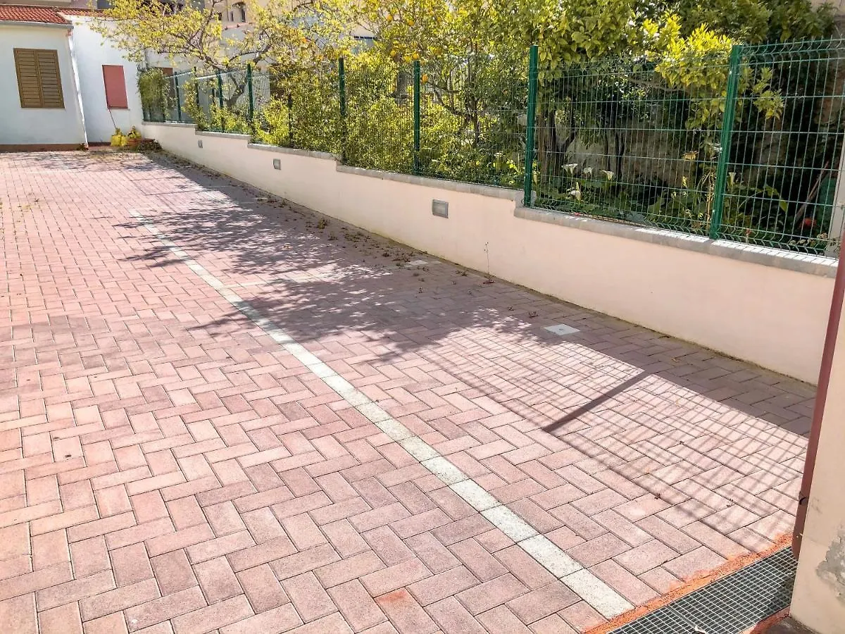 Free Private Parking, New Apartment Alghero